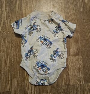Garanimals Cream Baby Onesie with Vehicle Print